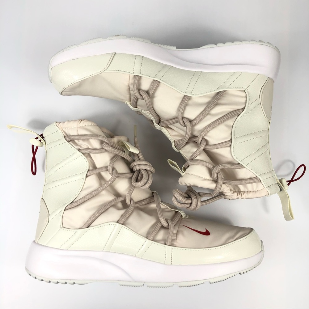 Nike Tanjun High Rise Women's Boots